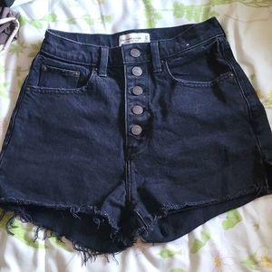 Abercrombie high rise mom short